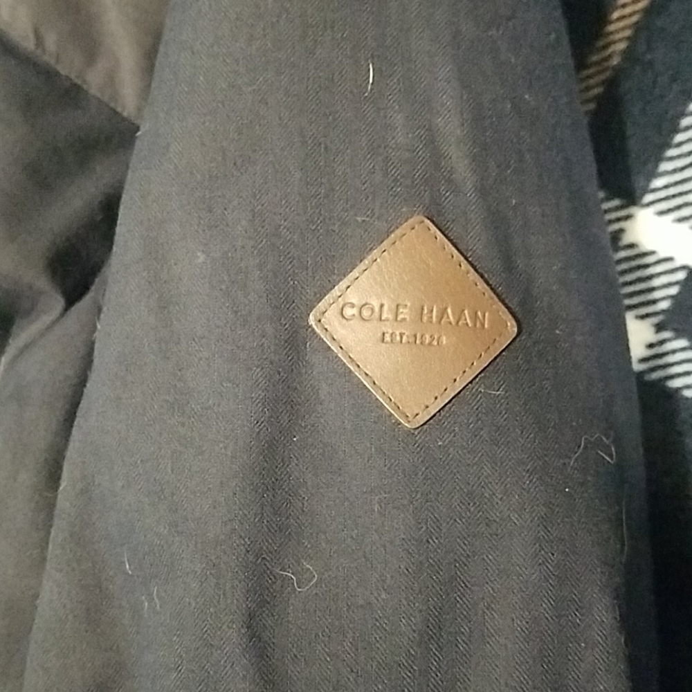 Coat - Picture 4 of 5